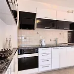 Three Bedroom With Sea View And Pool Aside * Трогир