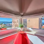 Апартаменты Three Bedroom With Sea View And Pool Aside *