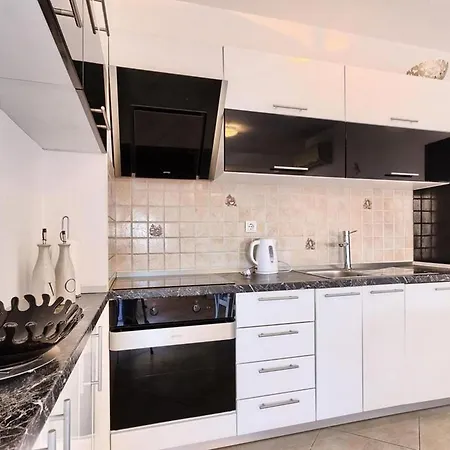 Three Bedroom With Sea View And Pool Aside * Trogir